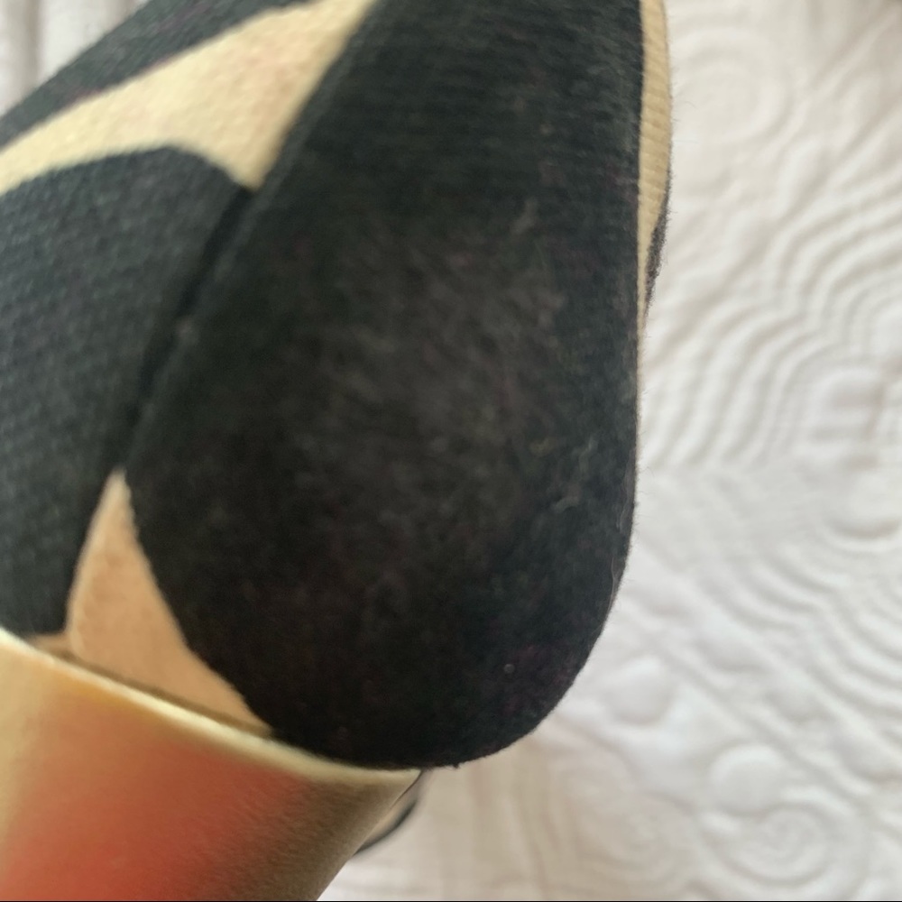 Diane Von Furstenberg Back & White Heels - Picture 10 of 16